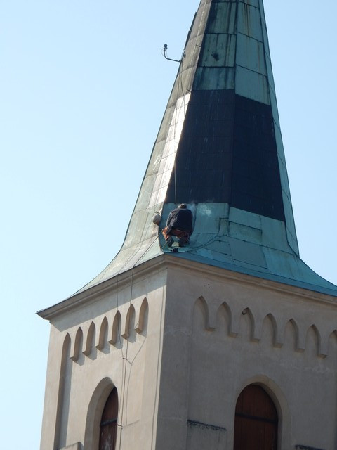 Oprava střechy kostela Živanice