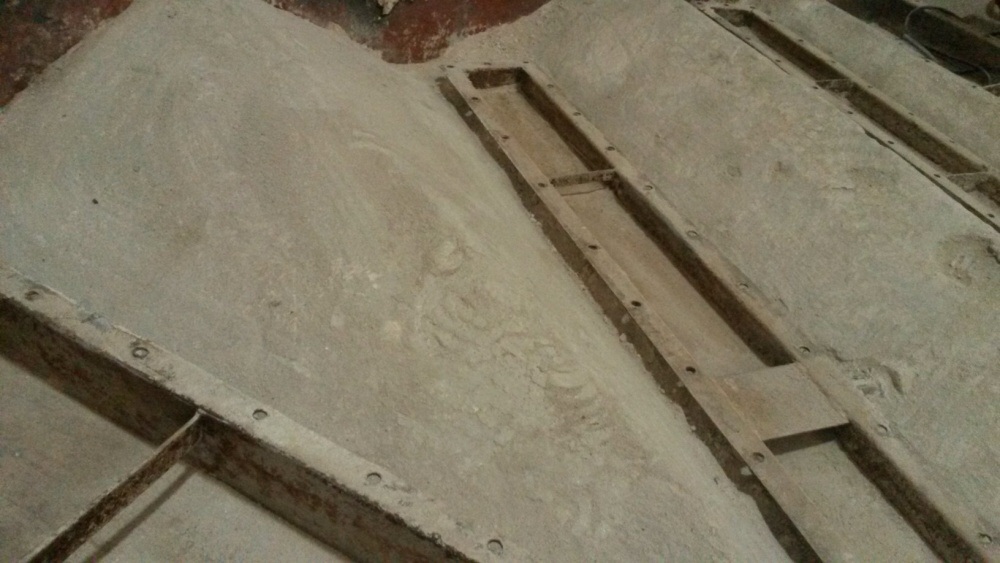Čištění a nátěry sil na cement a vápenec