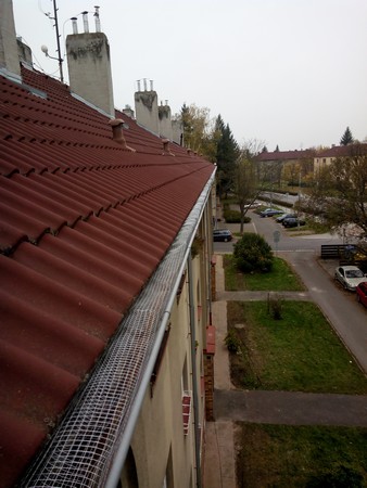 Ochrana okapových žlabů proti listí Chotěboř
