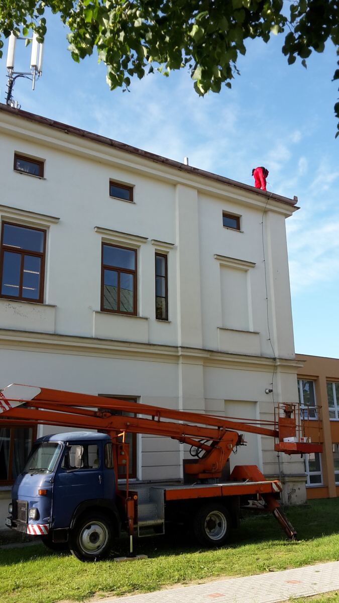 Demontáž a montáž žlabu