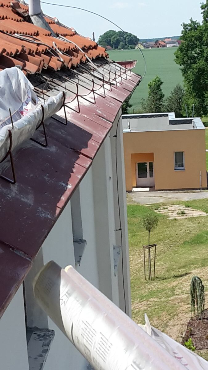 Demontáž a montáž žlabu