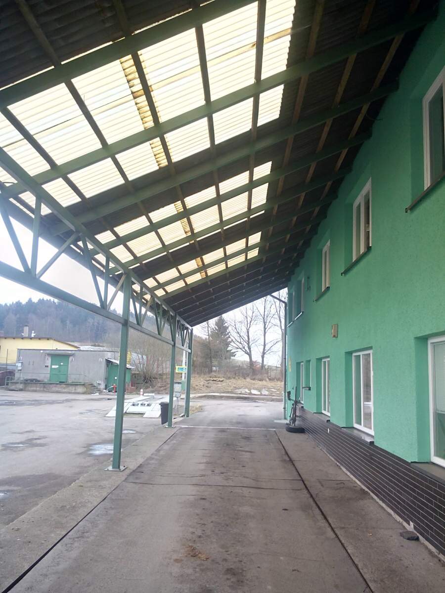 Demontáž přístřešku