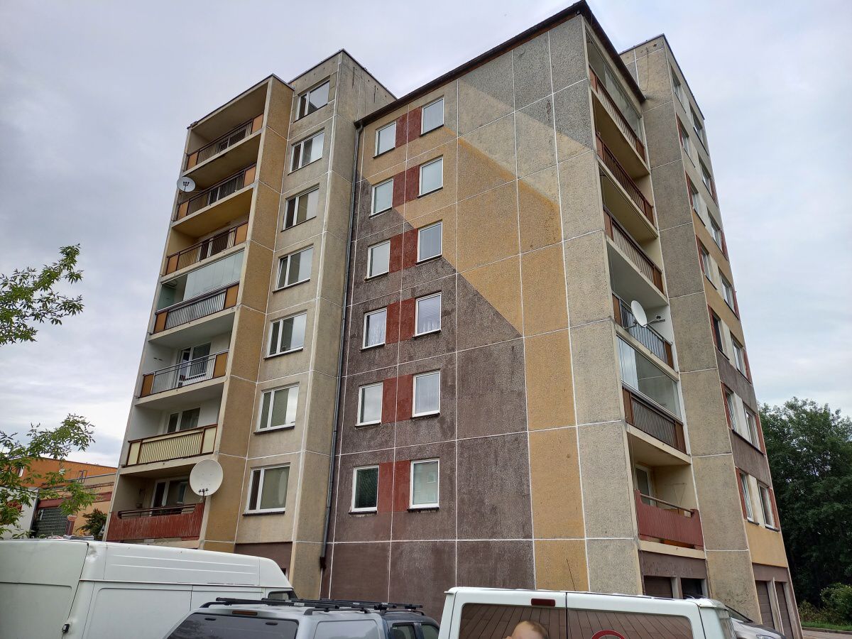 Kompletní oprava a nátěr obvodového pláště panelového domu