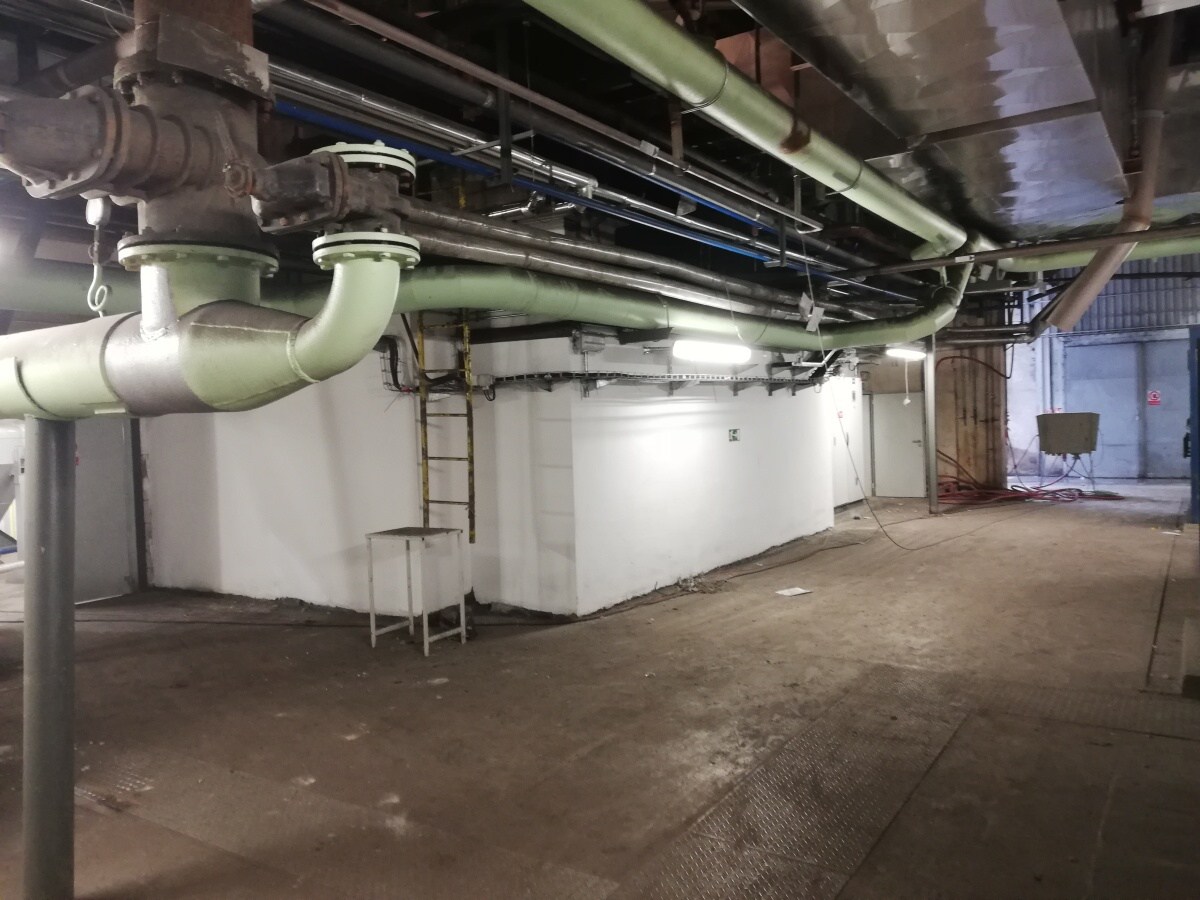Provedení 5500m² vnitřních omítek pro Synthesia Pardubice