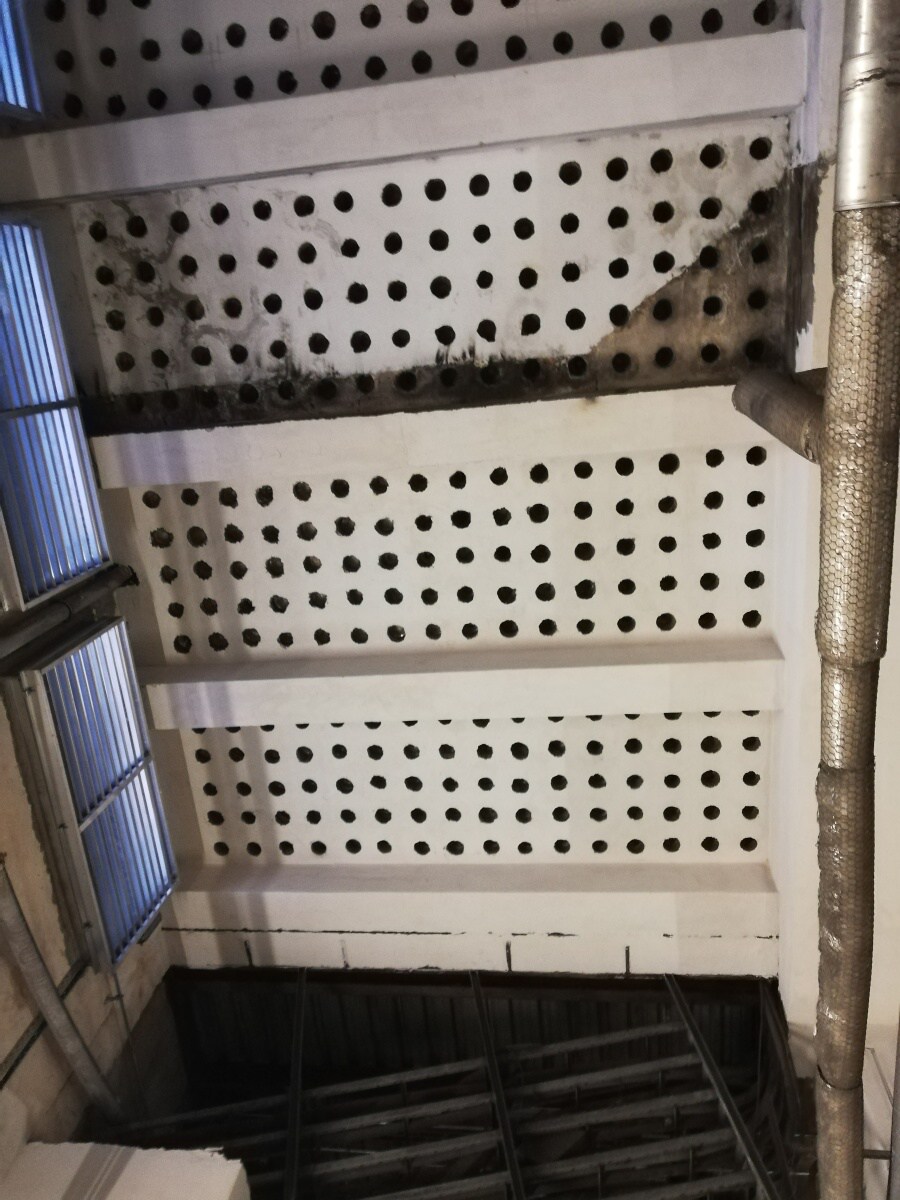 Provedení 5500m² vnitřních omítek pro Synthesia Pardubice